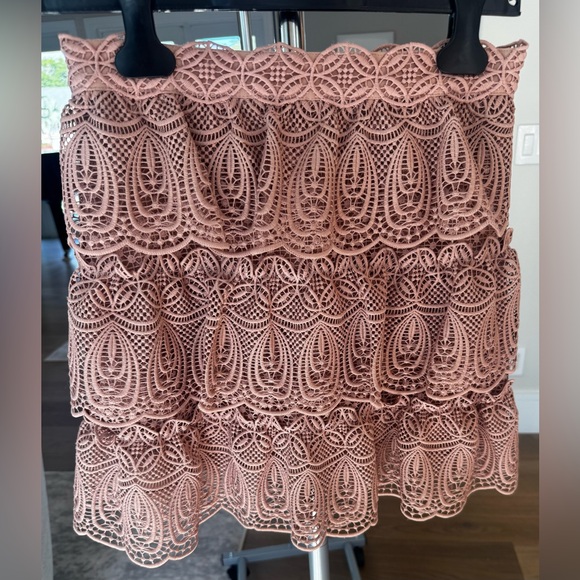Self-Portrait Lace Mini Skirt in Blush - Picture 4 of 10